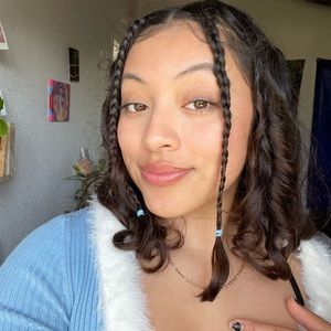 Meet your Posher, Jocelyn